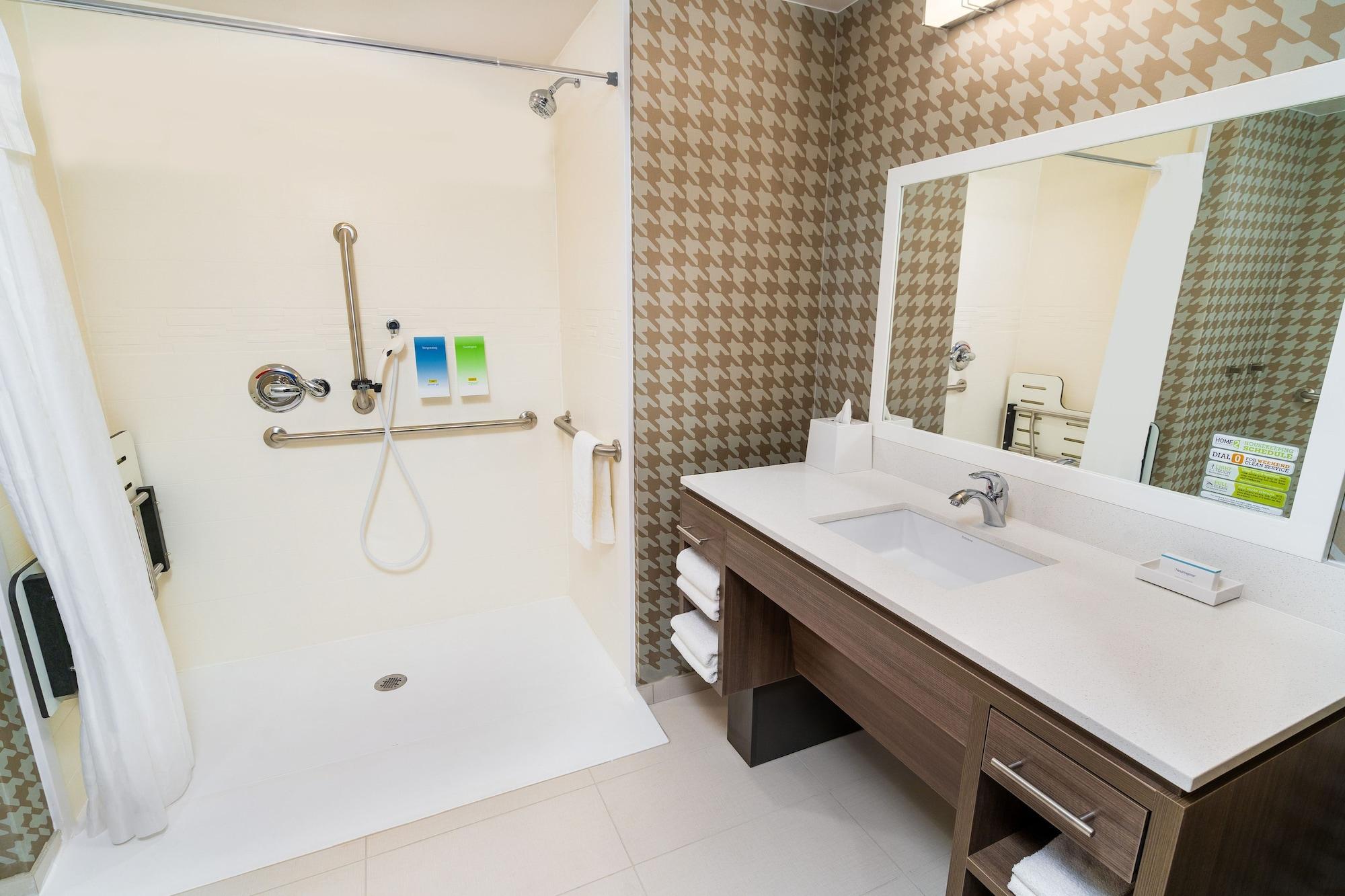 Home2 Suites Бейкерсфілд Екстер'єр фото